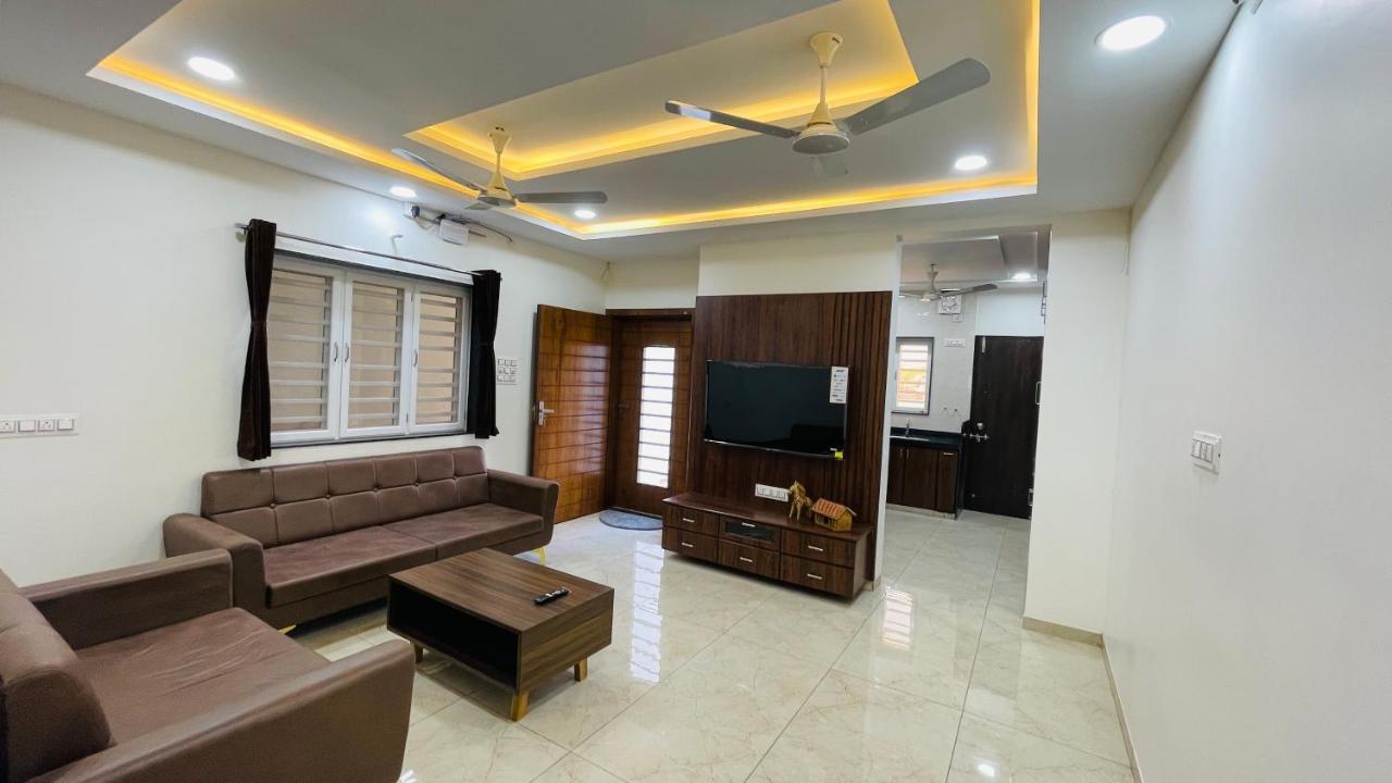 Luxurious 3 Bhk Villa In Bhuj - Shivani Homestay Exterior foto