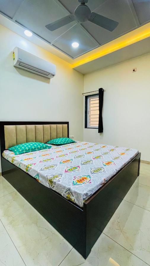 Luxurious 3 Bhk Villa In Bhuj - Shivani Homestay Exterior foto